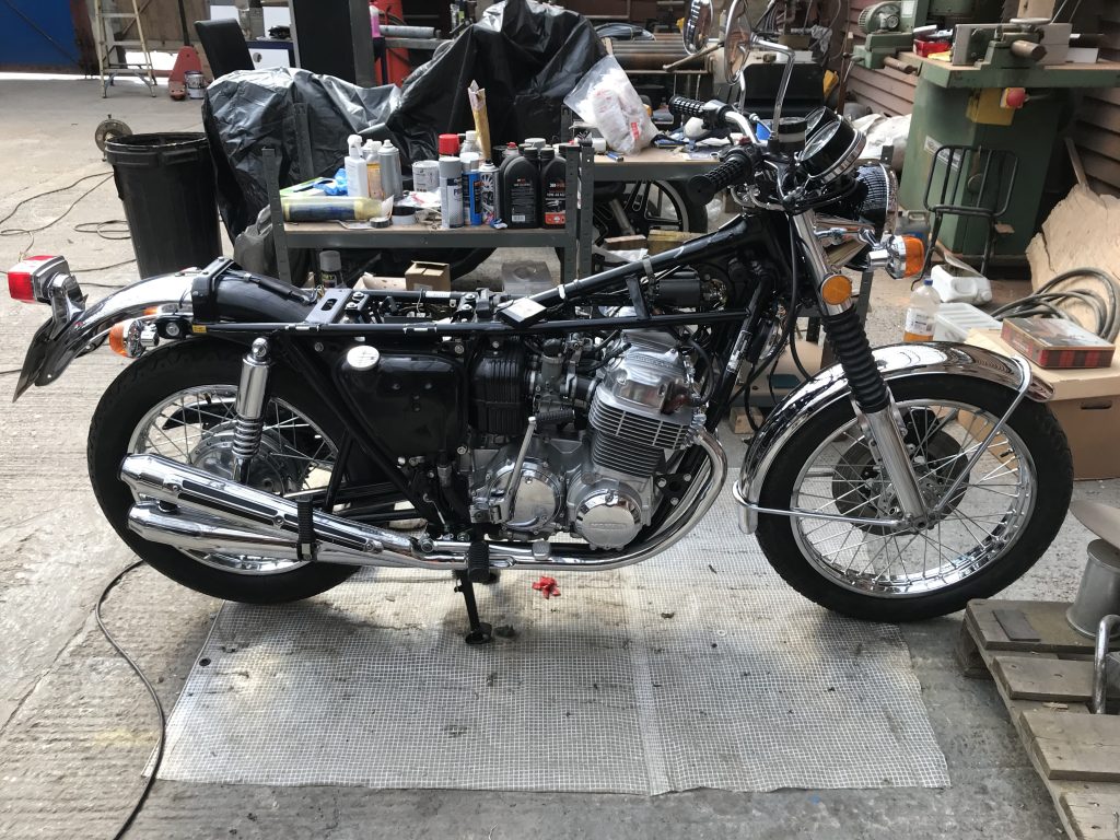Honda CB750K2 restoration project